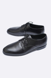 The Milan Minimalist Derby